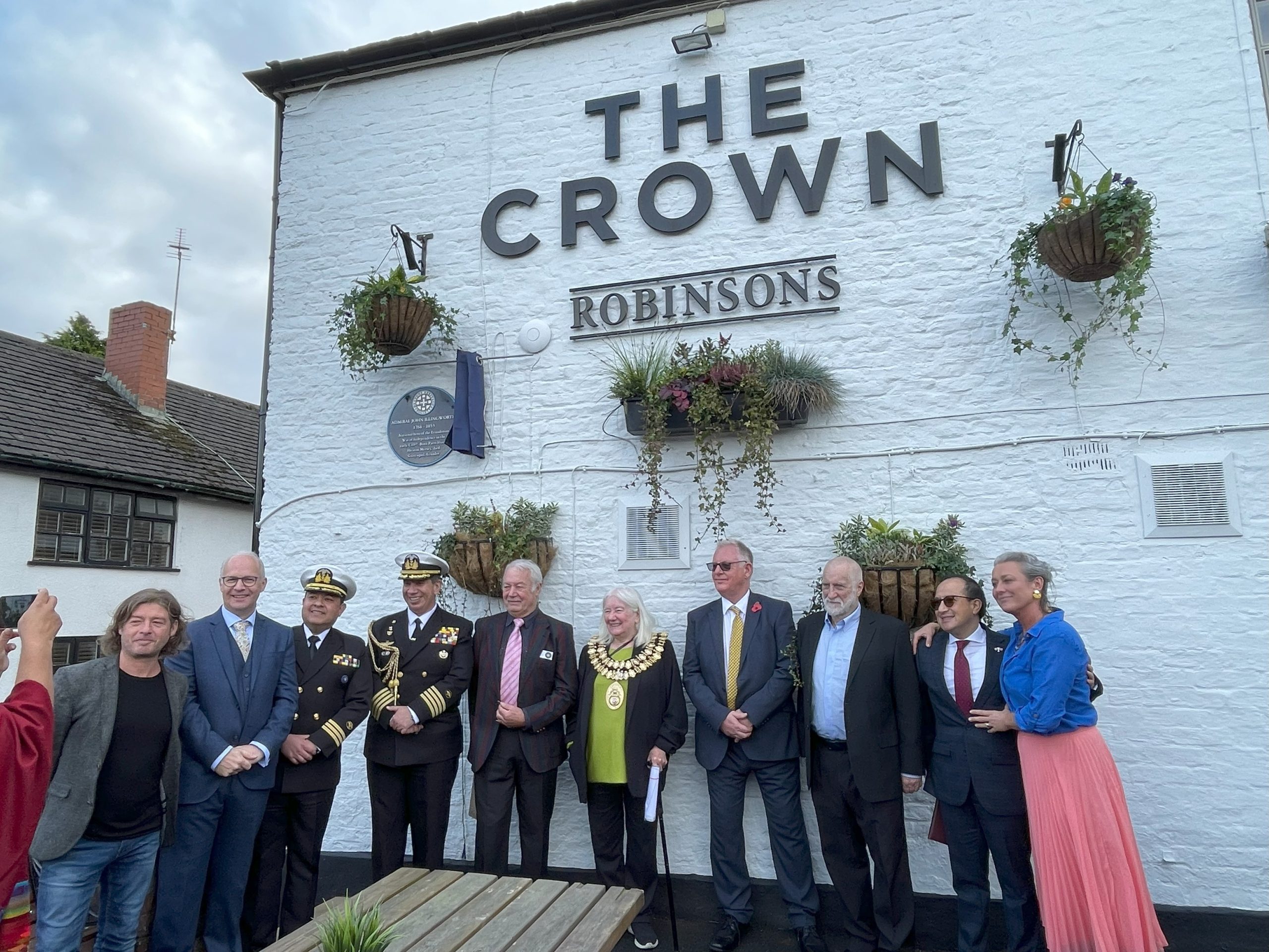 plaque unveiling heaton mersey