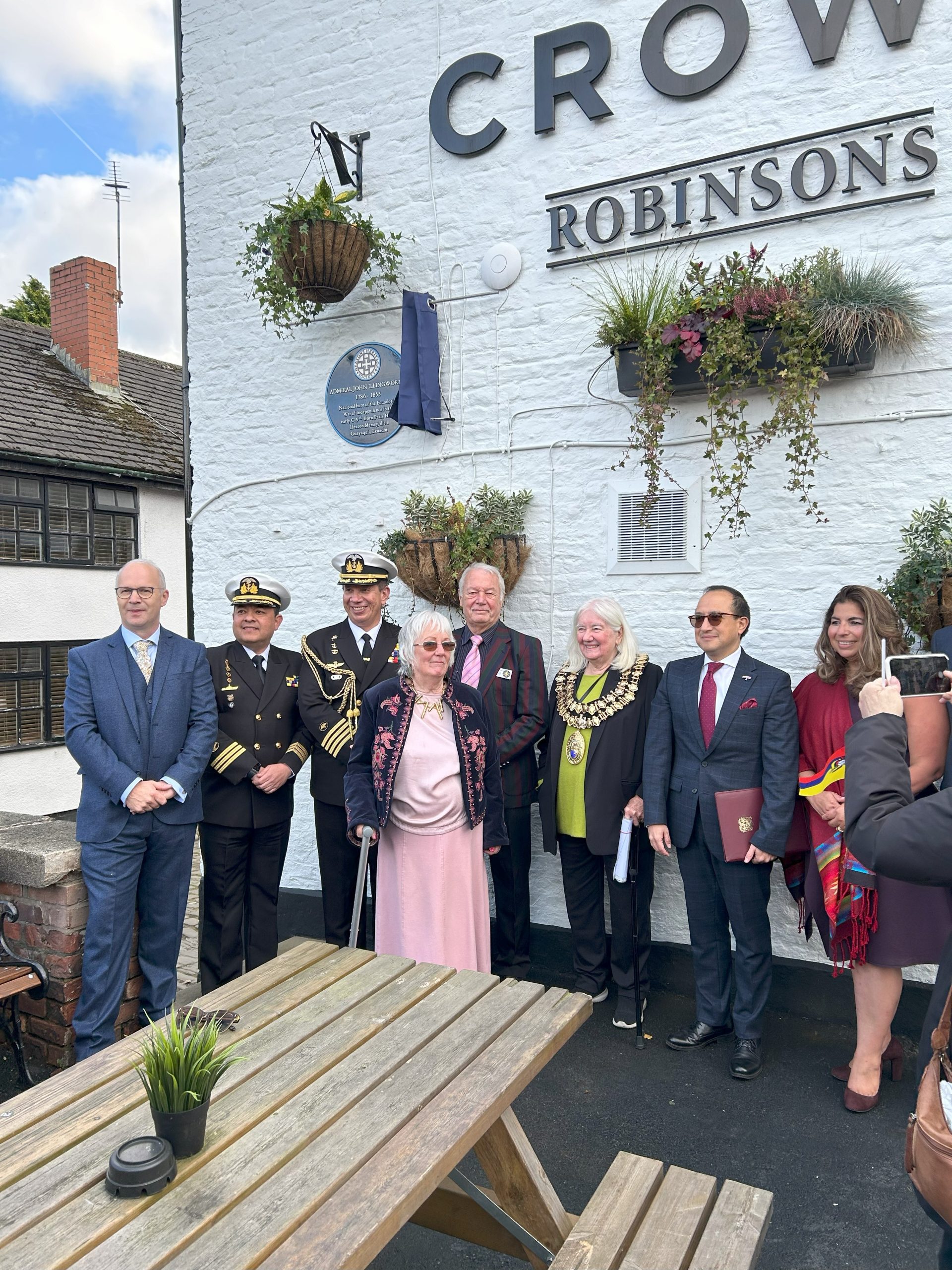 plaque unveiling heaton mersey